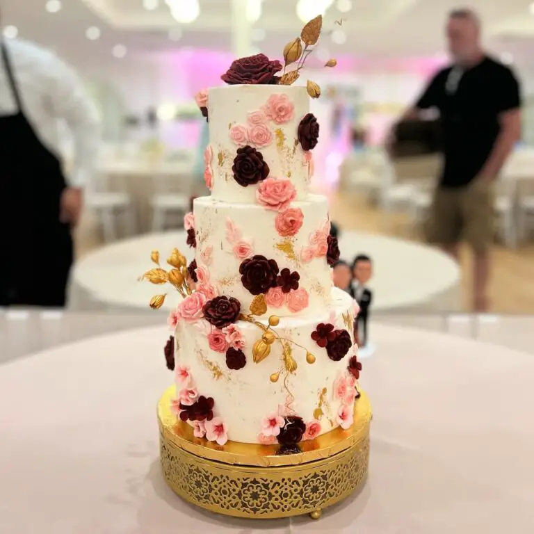 11 Fall Wedding Cake Recipes That Will Wow Your Guests