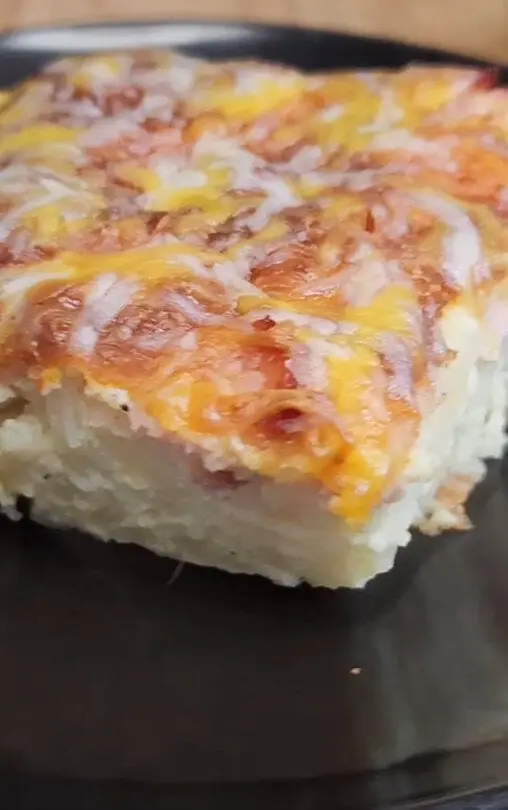 Cheesy Hash Brown Egg Bake