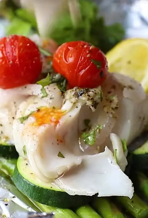 Lemon Herb Cod With Asparagus