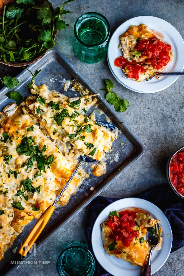 Cheesy White Sauce Chicken Enchiladas
